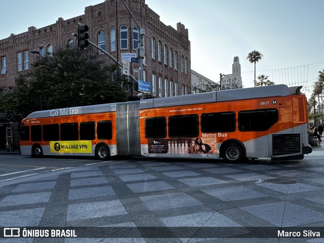 LACMTA - Los Angeles County Metropolitan Transportation Authority 8827 na cidade de Santa Monica, California, Estados Unidos, por Marco Silva. Número da foto: #12120058.