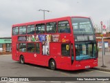 London General DOE49 na cidade de Kingston upon Thames, Surrey, Inglaterra, por Fábio Takahashi Tanniguchi. Número da foto: #12121065.