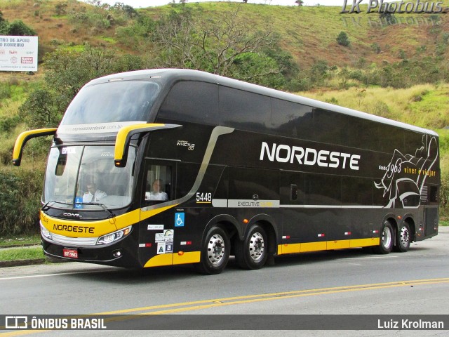 Expresso Nordeste 5448 na cidade de Aparecida, São Paulo, Brasil, por Luiz Krolman. Número da foto: #12124825.