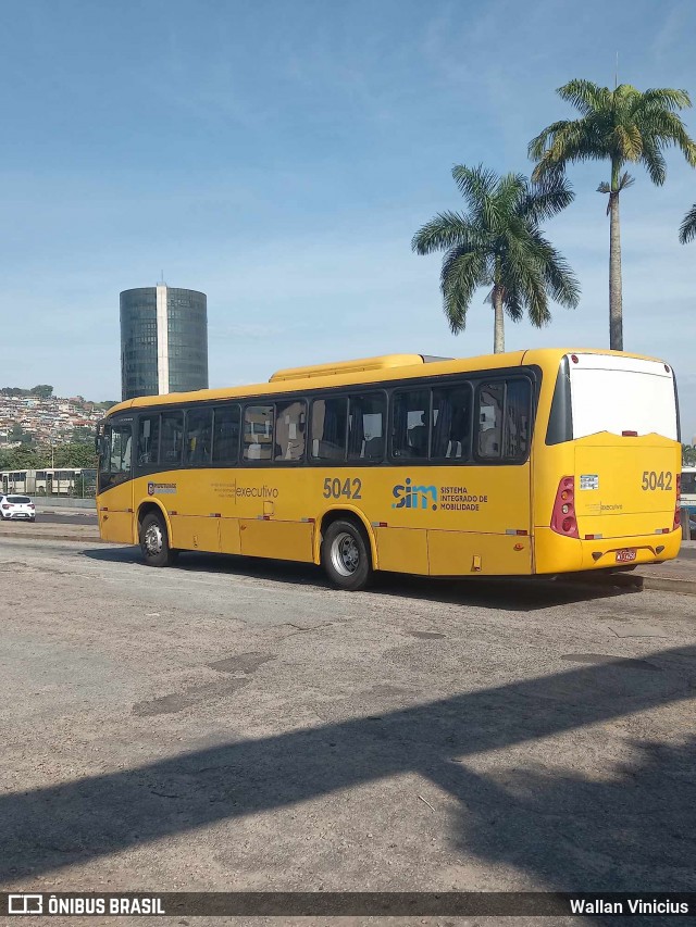 Transol Transportes Coletivos 5042 na cidade de Florianópolis, Santa Catarina, Brasil, por Wallan Vinicius. Número da foto: #12124878.