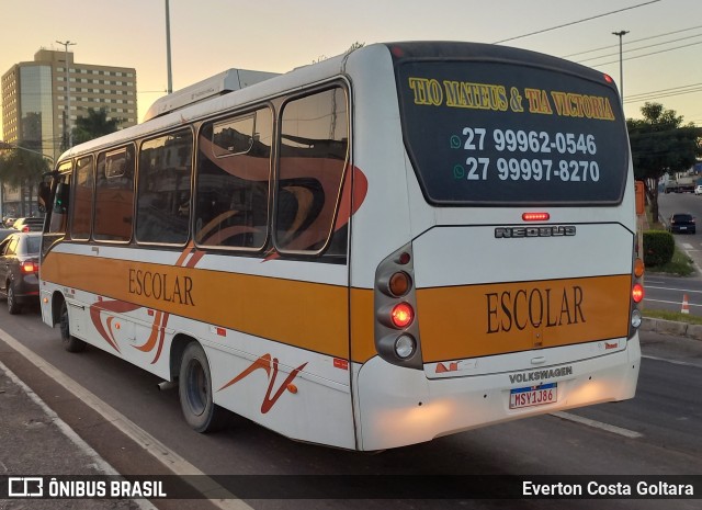 Escolares MSY1J86 na cidade de Cariacica, Espírito Santo, Brasil, por Everton Costa Goltara. Número da foto: #12122642.