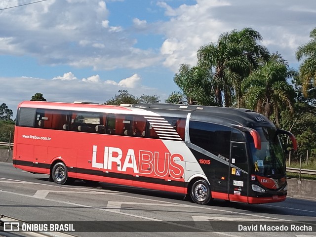 Lirabus 15015 na cidade de Cotia, São Paulo, Brasil, por David Macedo Rocha. Número da foto: #12123873.