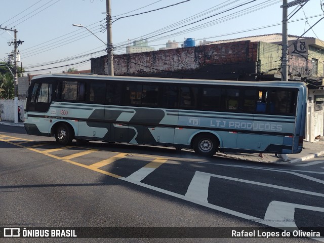 LTJ Produções 1300 na cidade de São Paulo, São Paulo, Brasil, por Rafael Lopes de Oliveira. Número da foto: #12122789.