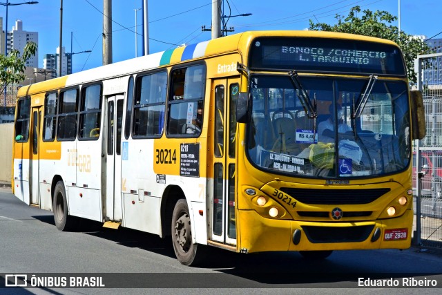 Plataforma Transportes 30214 na cidade de Salvador, Bahia, Brasil, por Eduardo Ribeiro. Número da foto: #12126971.