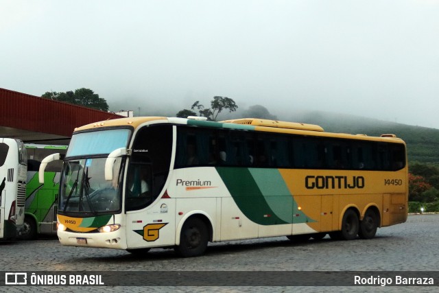 Empresa Gontijo de Transportes 14450 na cidade de Manhuaçu, Minas Gerais, Brasil, por Rodrigo Barraza. Número da foto: #12125792.
