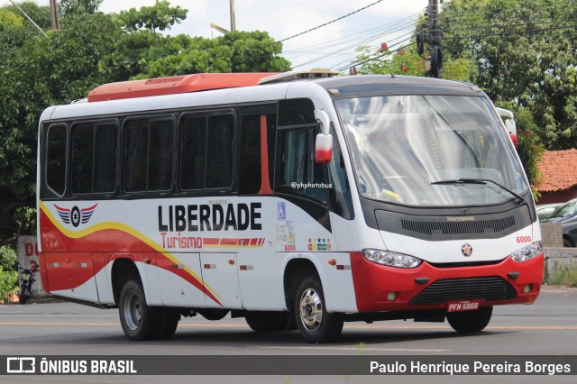 Liberdade Turismo 6000 na cidade de Teresina, Piauí, Brasil, por Paulo Henrique Pereira Borges. Número da foto: #12126173.