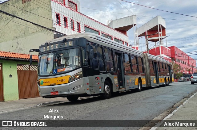 Viação Metrópole Paulista - Zona Leste 3 1098 na cidade de São Paulo, São Paulo, Brasil, por Alex Marques. Número da foto: #12126663.