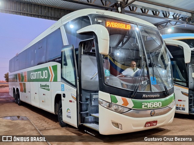 Empresa Gontijo de Transportes 21680 na cidade de Cristalina, Goiás, Brasil, por Gustavo Cruz Bezerra. Número da foto: #12125075.