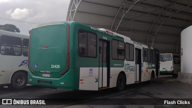 OT Trans - Ótima Salvador Transportes 21425 na cidade de Lauro de Freitas, Bahia, Brasil, por Flash Clicks. Número da foto: #12127589.