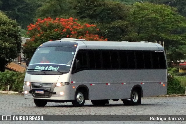 Ônibus Particulares  na cidade de Manhuaçu, Minas Gerais, Brasil, por Rodrigo Barraza. Número da foto: #12127891.