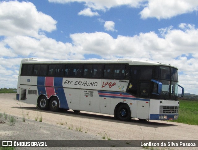 Expresso Erubino 109 na cidade de Caruaru, Pernambuco, Brasil, por Lenilson da Silva Pessoa. Número da foto: #12131494.