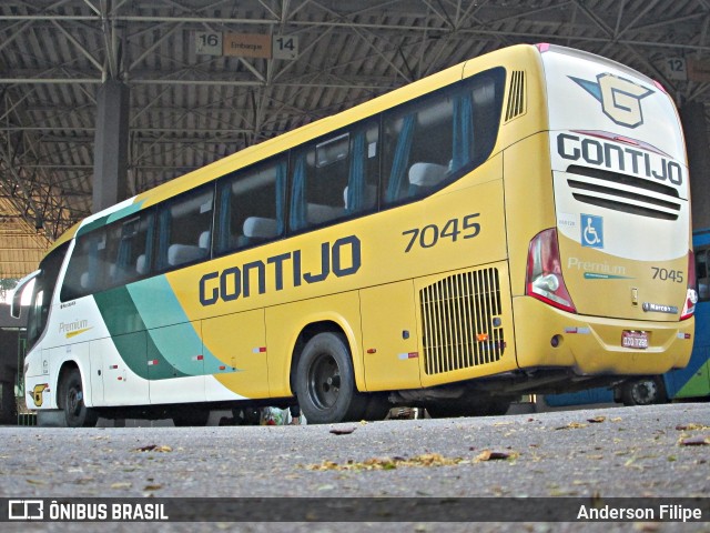 Empresa Gontijo de Transportes 7045 na cidade de Varginha, Minas Gerais, Brasil, por Anderson Filipe. Número da foto: #12131956.
