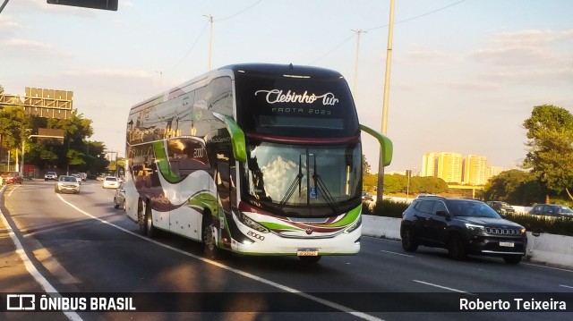 Clebinho Turismo 2000 na cidade de São Paulo, São Paulo, Brasil, por Roberto Teixeira. Número da foto: #12131015.