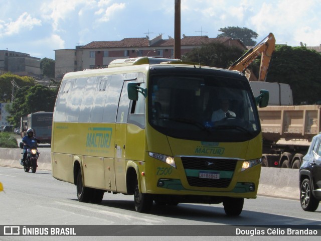 Mactur 7500 na cidade de Belo Horizonte, Minas Gerais, Brasil, por Douglas Célio Brandao. Número da foto: #12131674.