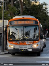 LACMTA - Los Angeles County Metropolitan Transportation Authority 8577 na cidade de Santa Monica, California, Estados Unidos, por Marco Silva. Número da foto: #12129644.