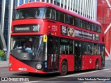 London United LT664 na cidade de London, Greater London, Inglaterra, por Fábio Takahashi Tanniguchi. Número da foto: #12131147.