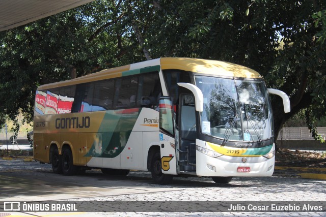 Empresa Gontijo de Transportes 21715 na cidade de Queluz, São Paulo, Brasil, por Julio Cesar Euzebio Alves. Número da foto: #12132312.