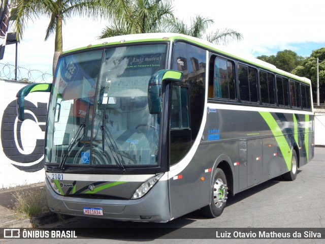 Ônibus Particulares 2101 na cidade de Belo Horizonte, Minas Gerais, Brasil, por Luiz Otavio Matheus da Silva. Número da foto: #12133252.