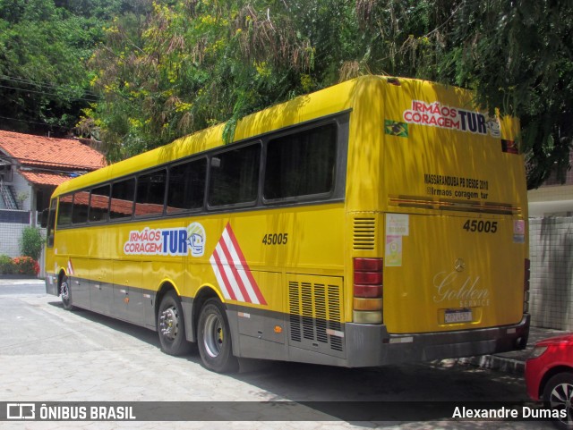 Irmãos Coragem Turismo 45005 na cidade de João Pessoa, Paraíba, Brasil, por Alexandre Dumas. Número da foto: #12132532.