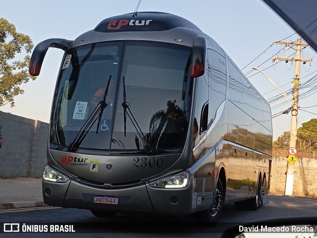 JP Tur Locação e Transportes - Costa e Pinheiro Locação e Transportes 2300 na cidade de Cotia, São Paulo, Brasil, por David Macedo Rocha. Número da foto: #12132072.
