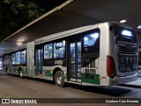 Via Sudeste Transportes S.A. 5 1212 na cidade de São Paulo, São Paulo, Brasil, por Gustavo Cruz Bezerra. Número da foto: #:id.