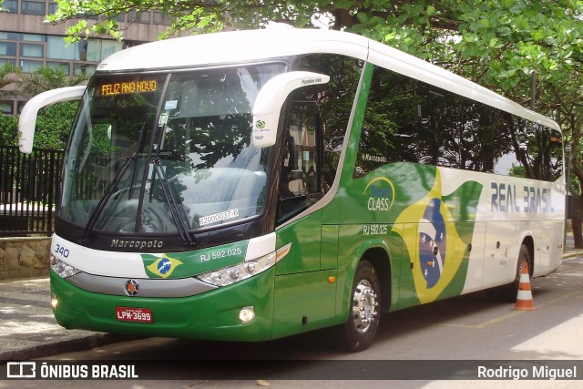Real Brasil Turismo 340 na cidade de Rio de Janeiro, Rio de Janeiro, Brasil, por Rodrigo Miguel. Número da foto: #12069953.