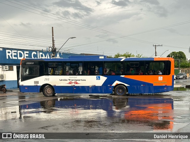 União Transportes 193 na cidade de Várzea Grande, Mato Grosso, Brasil, por Daniel Henrique. Número da foto: #12069738.