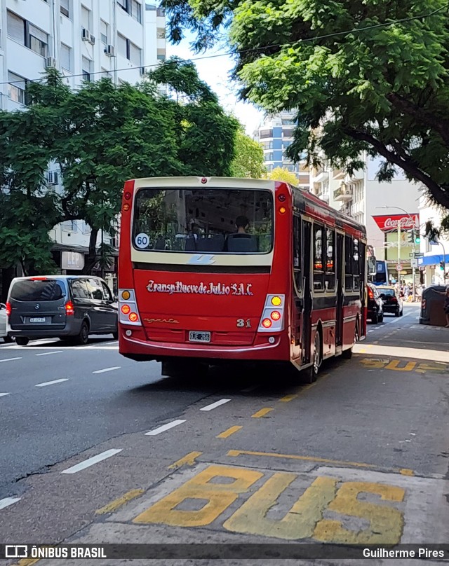 Transportes 9 de Julio 31 na cidade de Buenos Aires, Argentina, por Guilherme Pires. Número da foto: #12069938.