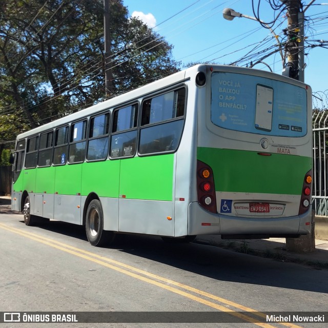 Ônibus Particulares EWJ0541 na cidade de Itapevi, São Paulo, Brasil, por Michel Nowacki. Número da foto: #12069244.