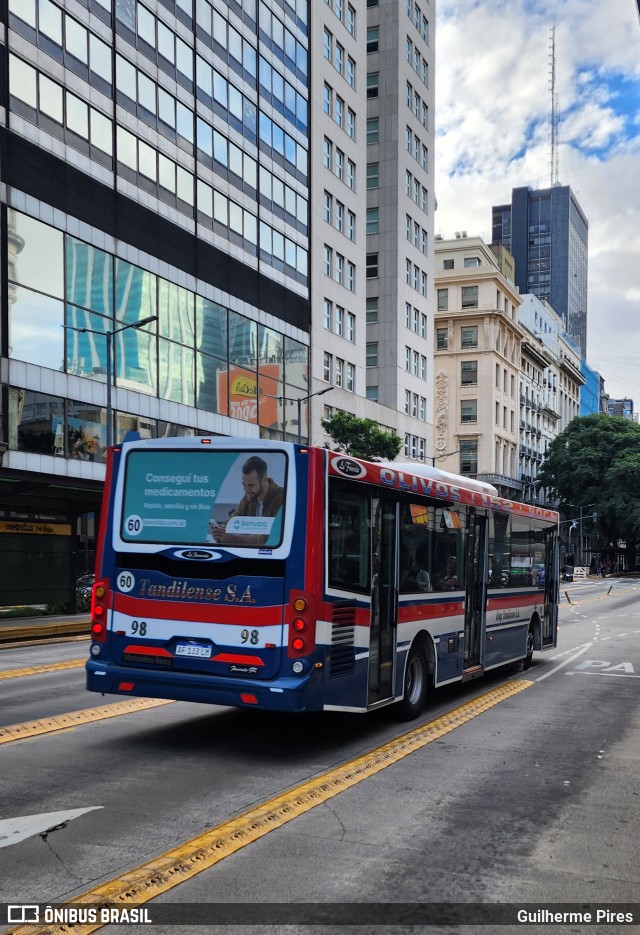 Tandilense 98 na cidade de Buenos Aires, Argentina, por Guilherme Pires. Número da foto: #12069918.