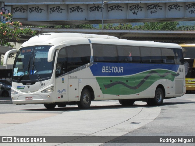 Bel-Tour Transportes e Turismo 371 na cidade de Rio de Janeiro, Rio de Janeiro, Brasil, por Rodrigo Miguel. Número da foto: #12069841.