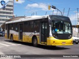 Companhia Carris Porto-Alegrense 0220 na cidade de Porto Alegre, Rio Grande do Sul, Brasil, por Emerson Dorneles. Número da foto: #12068678.