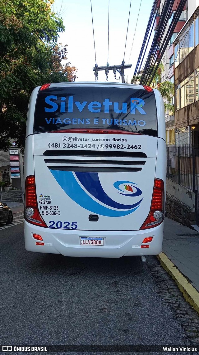Silvetur Viagens e Turismo 2025 na cidade de Florianópolis, Santa Catarina, Brasil, por Wallan Vinicius. Número da foto: #12135414.