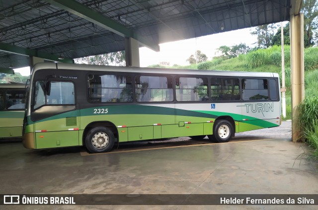 Turin Transportes 2325 na cidade de Ouro Branco, Minas Gerais, Brasil, por Helder Fernandes da Silva. Número da foto: #12135082.