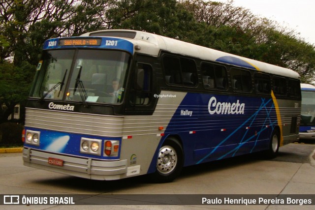 Viação Cometa 1201 na cidade de São Paulo, São Paulo, Brasil, por Paulo Henrique Pereira Borges. Número da foto: #12135579.