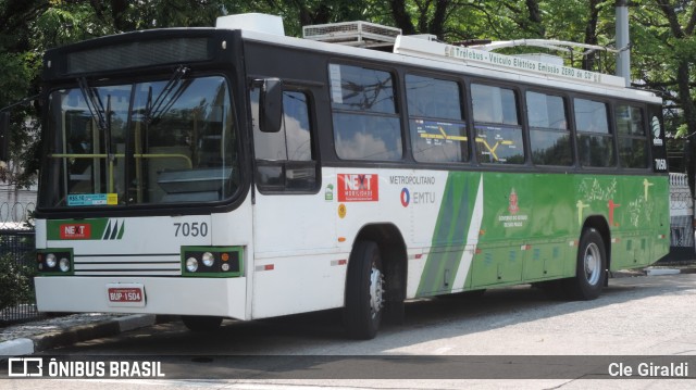 Next Mobilidade - ABC Sistema de Transporte 7050 na cidade de São Paulo, São Paulo, Brasil, por Cle Giraldi. Número da foto: #12134786.