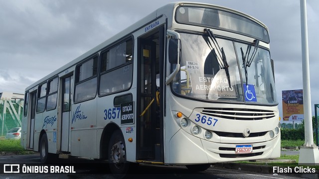 Expresso Vitória Bahia 3657 na cidade de Lauro de Freitas, Bahia, Brasil, por Flash Clicks. Número da foto: #12135450.