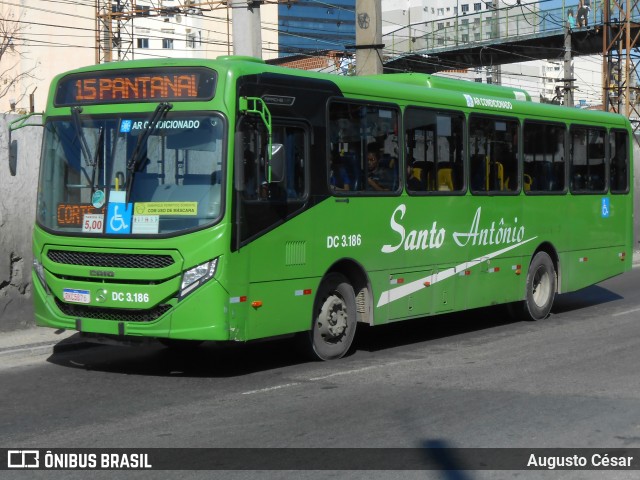 Transportes Santo Antônio DC 3.186 na cidade de Duque de Caxias, Rio de Janeiro, Brasil, por Augusto César. Número da foto: #12136114.