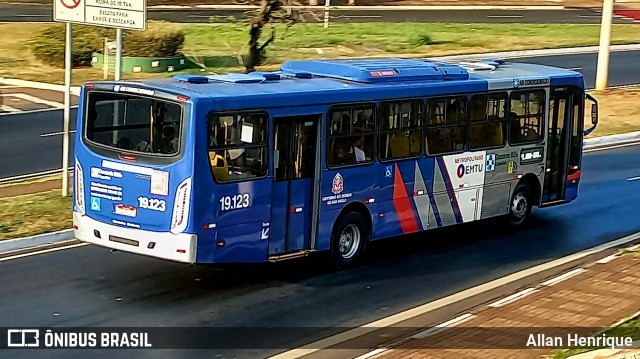 Transportes Capellini 19.123 na cidade de Paulínia, São Paulo, Brasil, por Allan Henrique. Número da foto: #12136532.