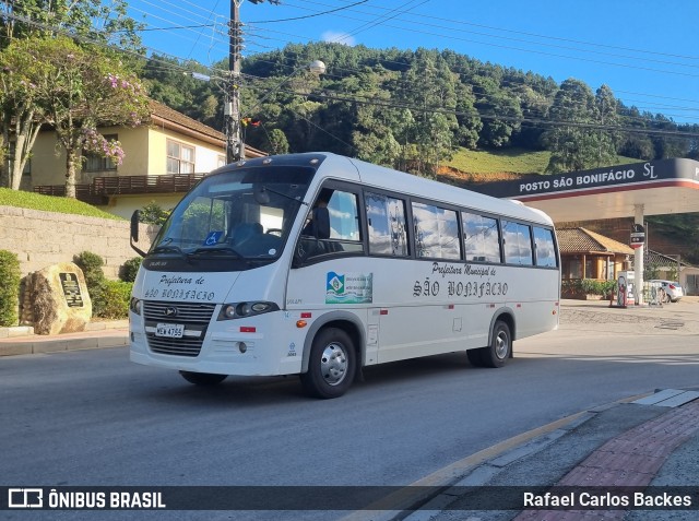 Prefeitura Municipal de São Bonifácio 14 na cidade de São Bonifácio, Santa Catarina, Brasil, por Rafael Carlos Backes. Número da foto: #12134441.