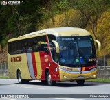 Transportes Única Petrópolis 3077 na cidade de Petrópolis, Rio de Janeiro, Brasil, por Victor Henrique. Número da foto: #:id.