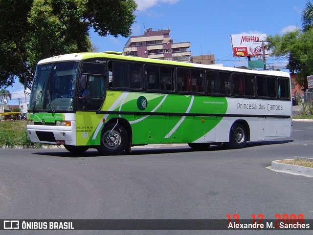 Expresso Princesa dos Campos 4682 na cidade de Ponta Grossa, Paraná, Brasil, por Alexandre M.  Sanches. Número da foto: #12073101.