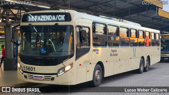 Leblon Transporte de Passageiros 15601 na cidade de Fazenda Rio Grande, Paraná, Brasil, por Lucas Weber Calizario. Número da foto: #12076903.