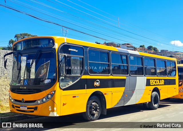 Escolares 62 na cidade de Ribeirão das Neves, Minas Gerais, Brasil, por Rafael Cota. Número da foto: #12076884.
