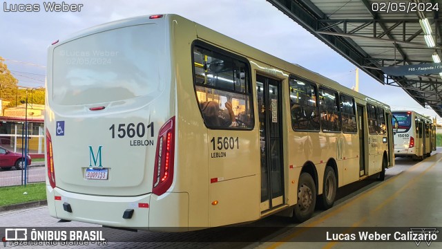 Leblon Transporte de Passageiros 15601 na cidade de Fazenda Rio Grande, Paraná, Brasil, por Lucas Weber Calizario. Número da foto: #12076908.