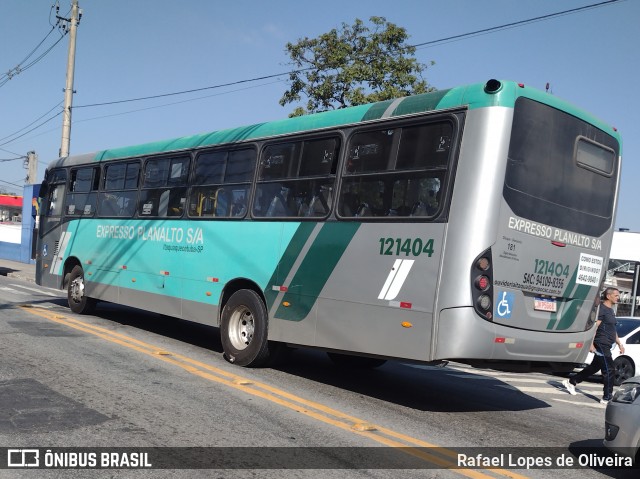 Expresso Planalto - Itaquaquecetuba 121404 na cidade de Itaquaquecetuba, São Paulo, Brasil, por Rafael Lopes de Oliveira. Número da foto: #12075842.