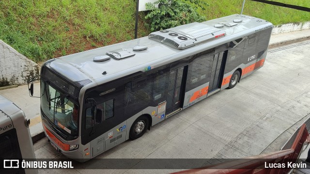 Viação Gato Preto 8 2763 na cidade de Osasco, São Paulo, Brasil, por Lucas Kevin. Número da foto: #12076119.
