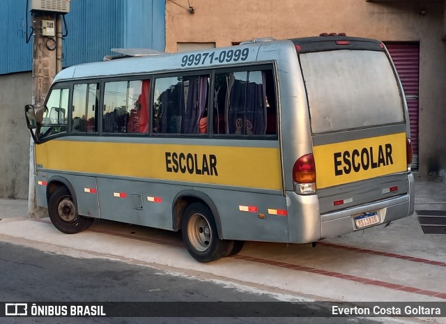Escolares MSI1B20 na cidade de Cariacica, Espírito Santo, Brasil, por Everton Costa Goltara. Número da foto: #12076106.