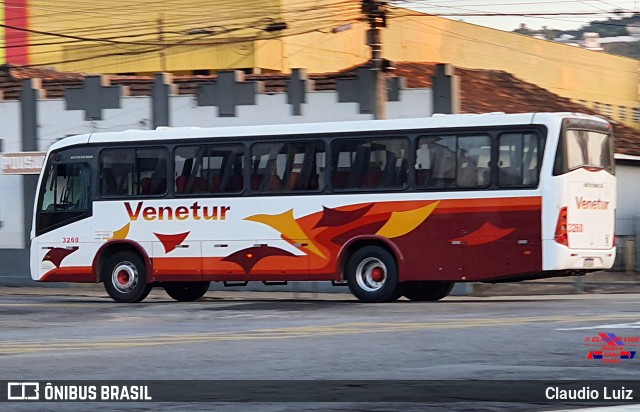 Venetur Turismo 3260 na cidade de Três Corações, Minas Gerais, Brasil, por Claudio Luiz. Número da foto: #12077729.