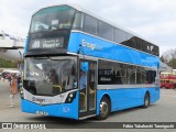 Ensignbus Company 160 na cidade de Weybridge, Surrey, Inglaterra, por Fábio Takahashi Tanniguchi. Número da foto: #12076132.